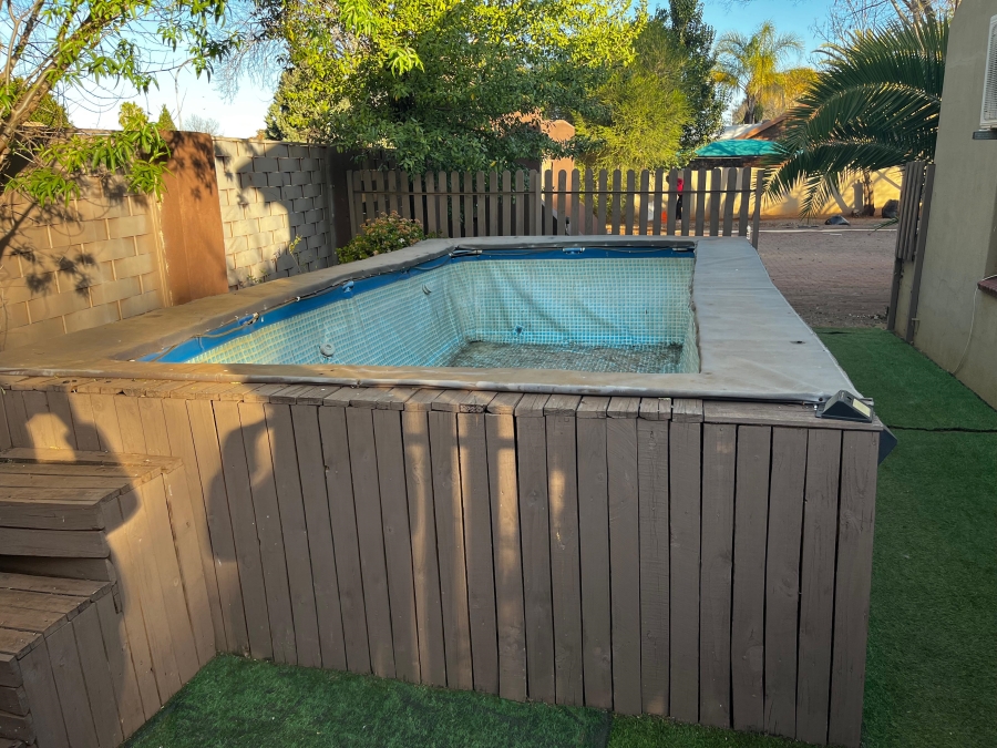 3 Bedroom Property for Sale in Doringkruin North West